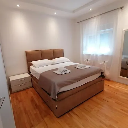 Apartment Mia Trosoban *